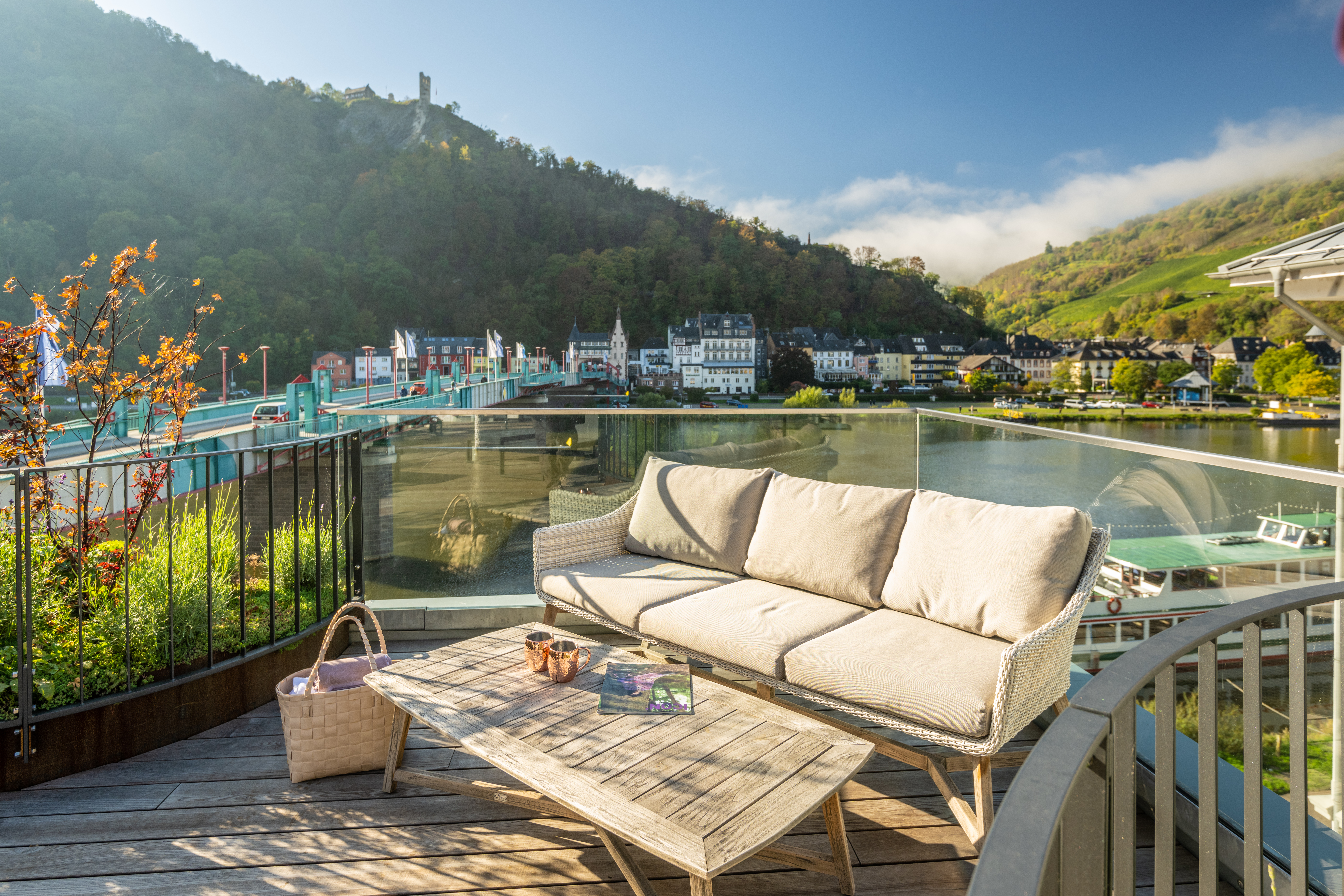 Wellnesshotel: Saunaterrasse - Moselschlösschen Spa & Resort