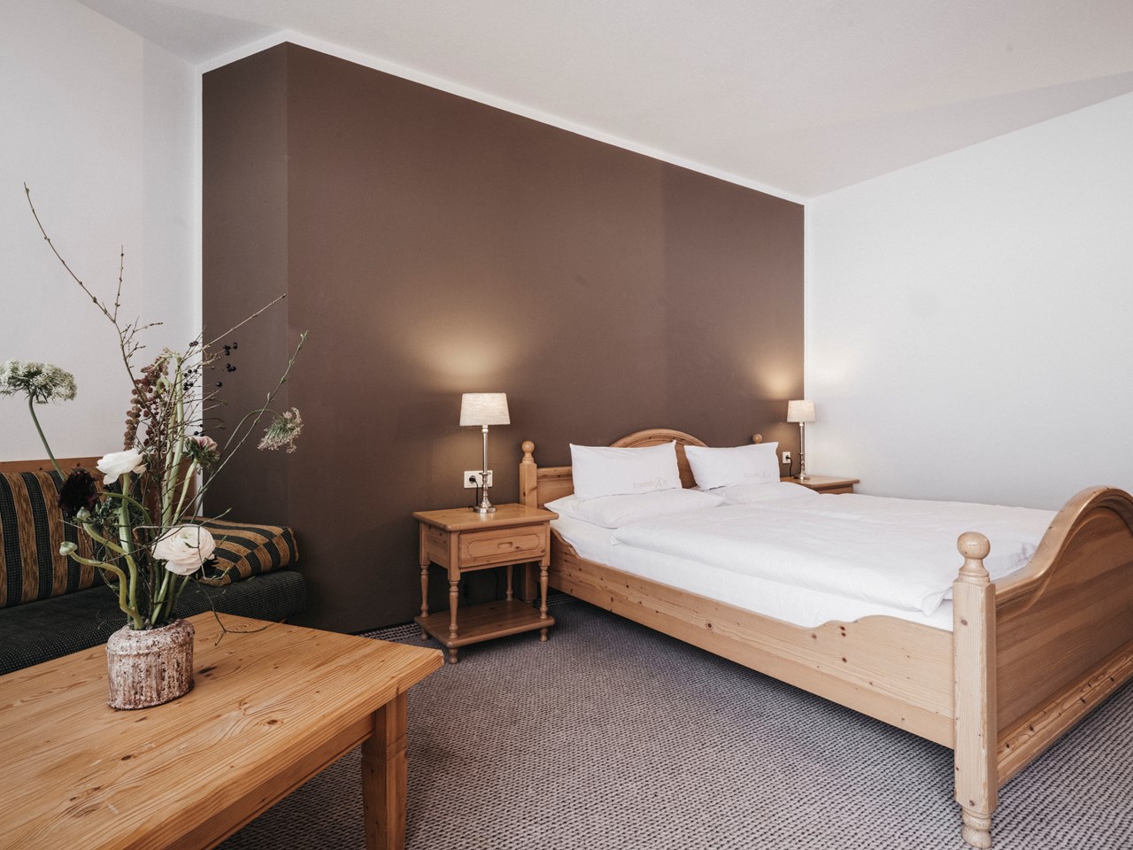 Almwellness-Resort Tuffbad Zimmerkategorien Almwellness-Zimmer mit Balkon 'Morgensonne' S/O 