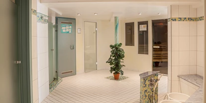 Wellnessurlaub - Fußreflexzonenmassage - Nehren (Tübingen) - Wellnessbereich - Hotel Schwarzwald Freudenstadt