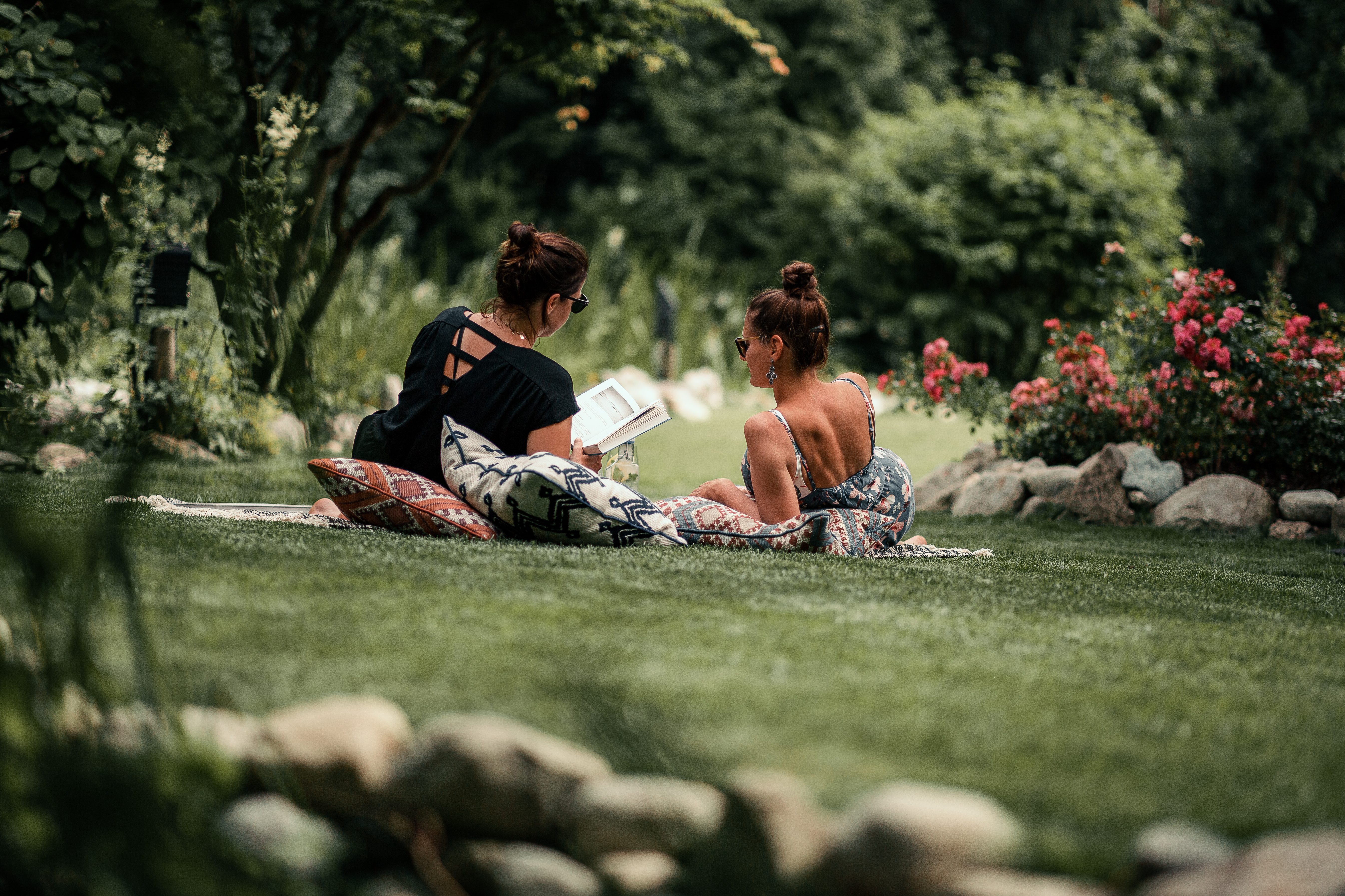Wellnessurlaub - Lymphdrainagen Massage - Österreich - ein Garten zum Entspannen im Sendlhofer's - Sendlhofer's