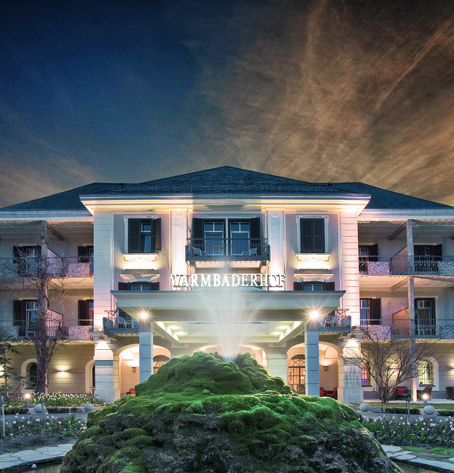 Wellnessurlaub - Therme - Spitzwiesen (Deutsch-Griffen, Albeck) - Außenansicht - Hotel Warmbaderhof *****