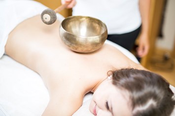 Wellnesshotel:  spezielle Massagen - Ortners Eschenhof