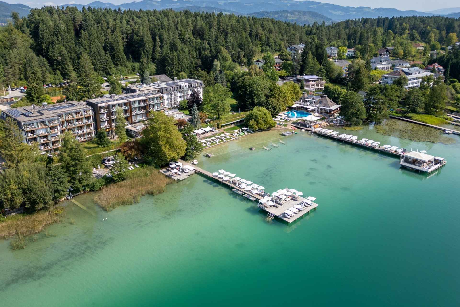 Wellnessurlaub - Pörtschach (Völkermarkt) - Außenansicht - Wellnessresort Amerika-Holzer am See