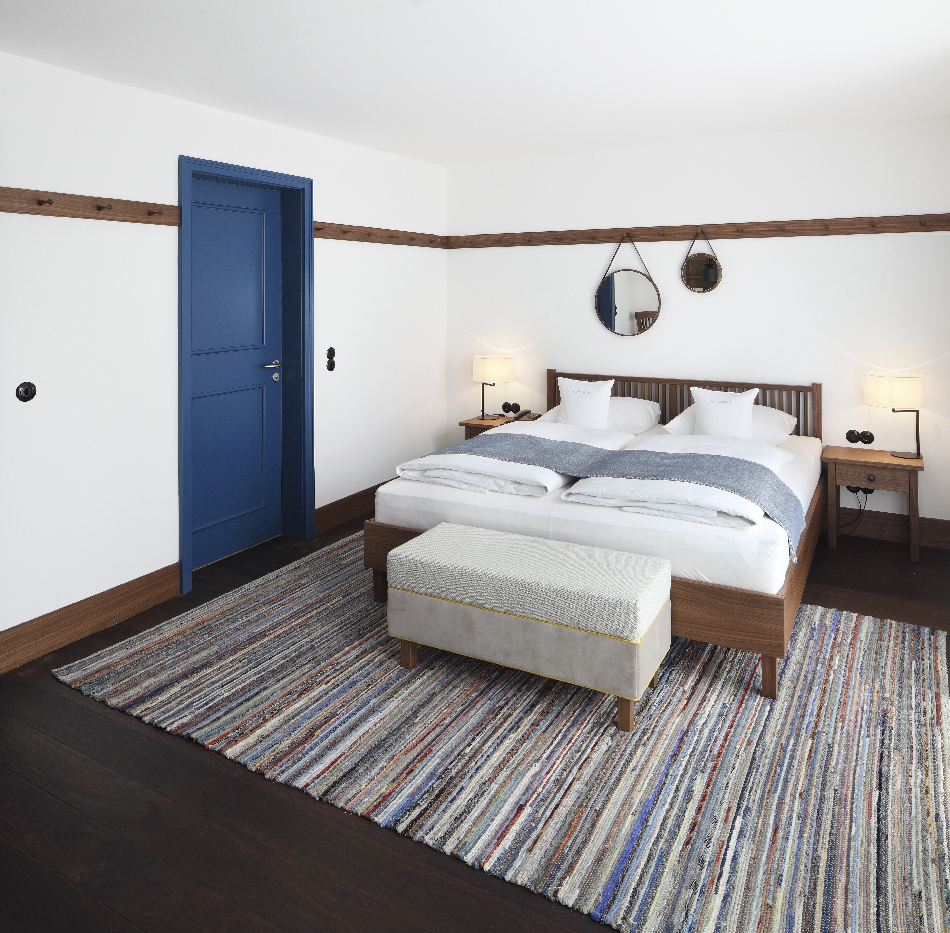 Hotel - DAS TEGERNSEE Zimmerkategorien Puristisches Doppelzimmer | Herberge Quirin