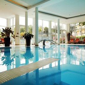 Wellnesshotel: Wellnessbereich mit Pool - RelaxResort Kothmühle