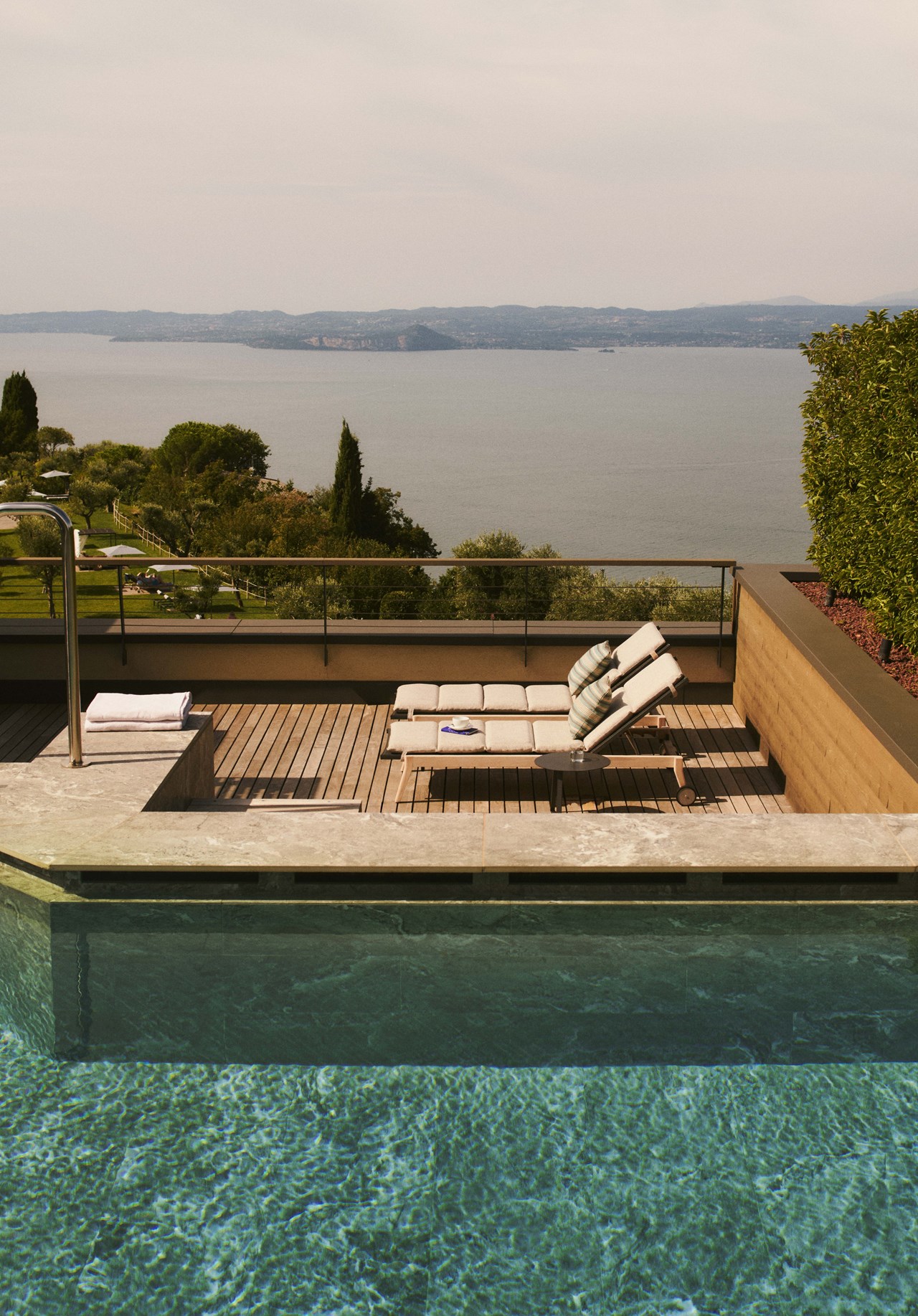 CAPE OF SENSES Zimmerkategorien Pool Suite