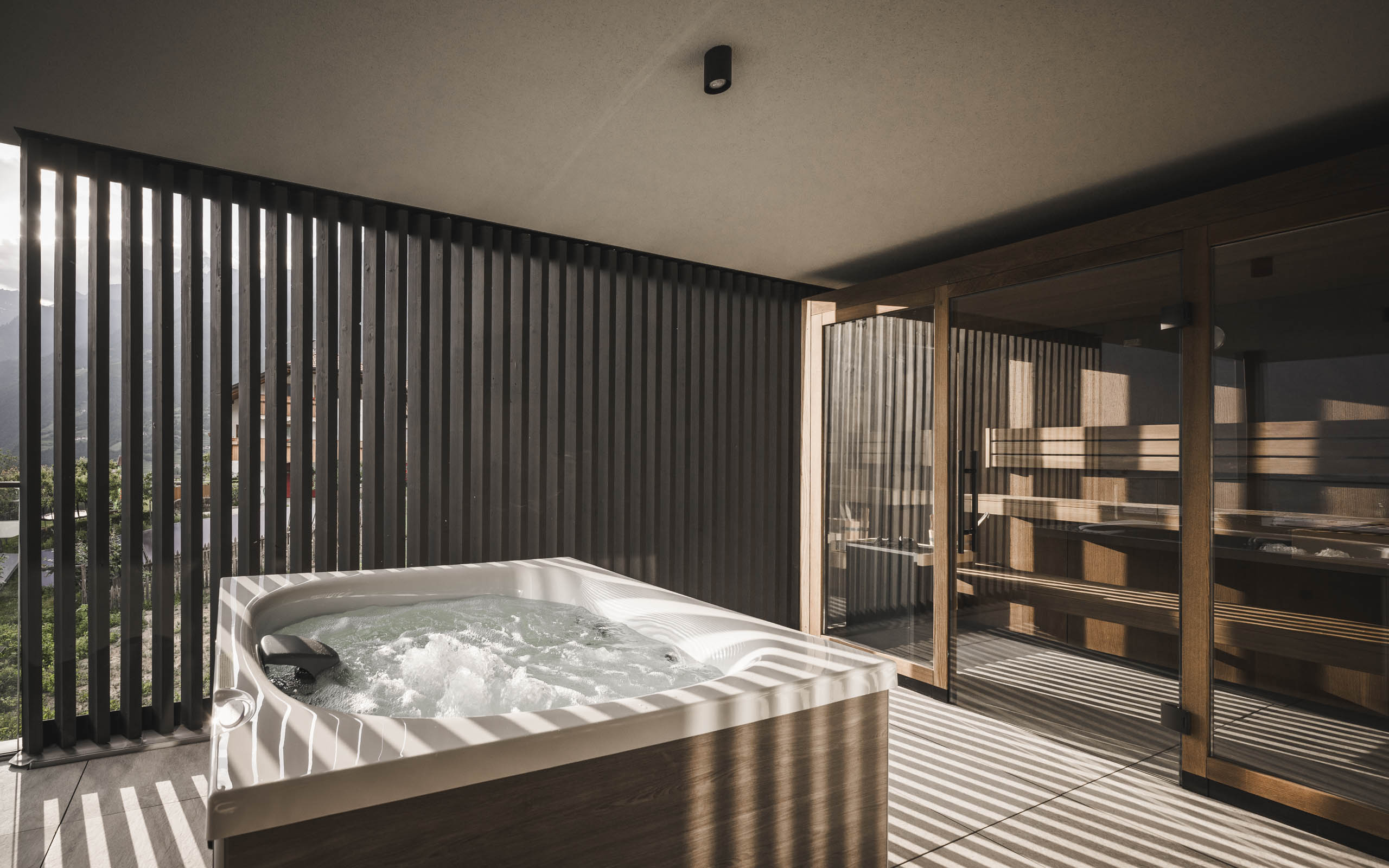 SomVita Suites | Restaurant SomVino Zimmerkategorien Spa Suiten