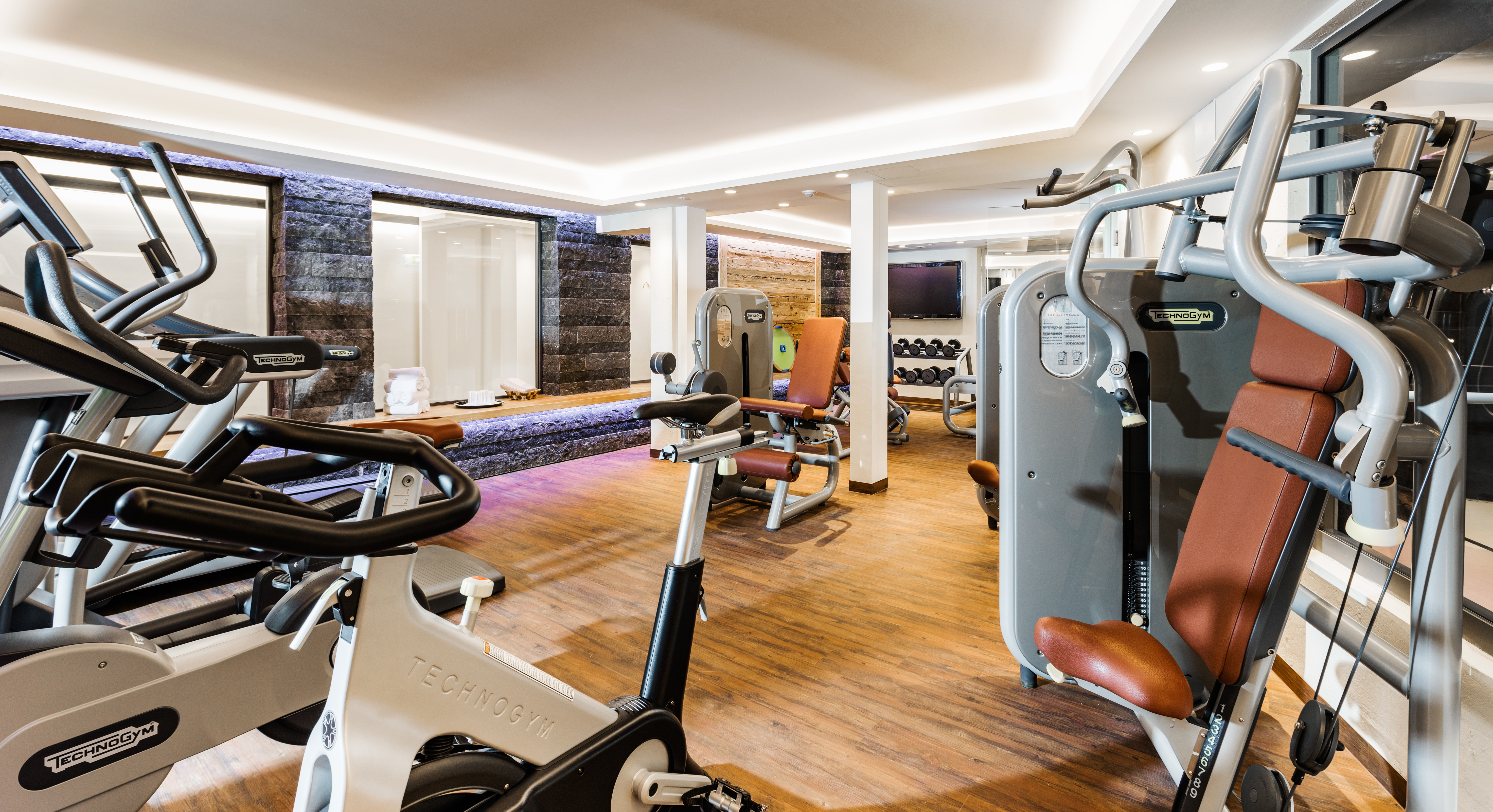 Wellnesshotel: Gym - SPORT- & GENUSSHOTEL SILVRETTA - Sauna | Spa