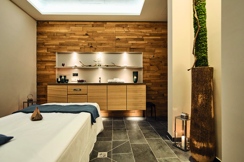 Wellnesshotel: Massageraum - aja Bergresort Werfenweng