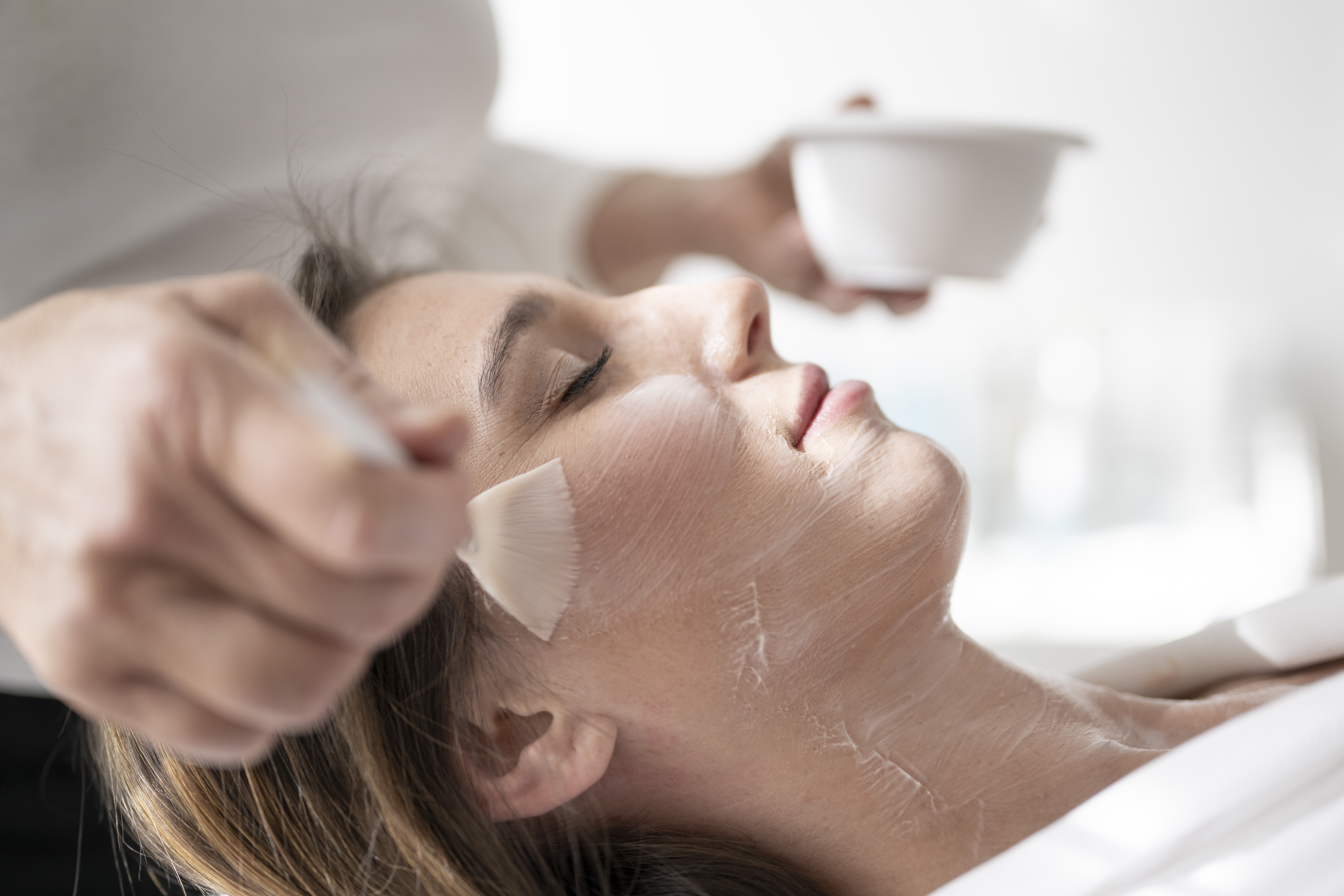 4-Sterne-Superior Alpin Spa Hotel die Post in Südtirol Behandlungen im Detail Klassische Intensive Gesichtreinigung