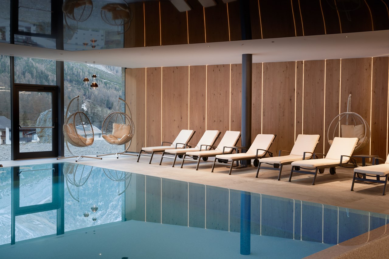 Hotel Post am Ortler Saunen und Bäder im Detail Indoor Pool