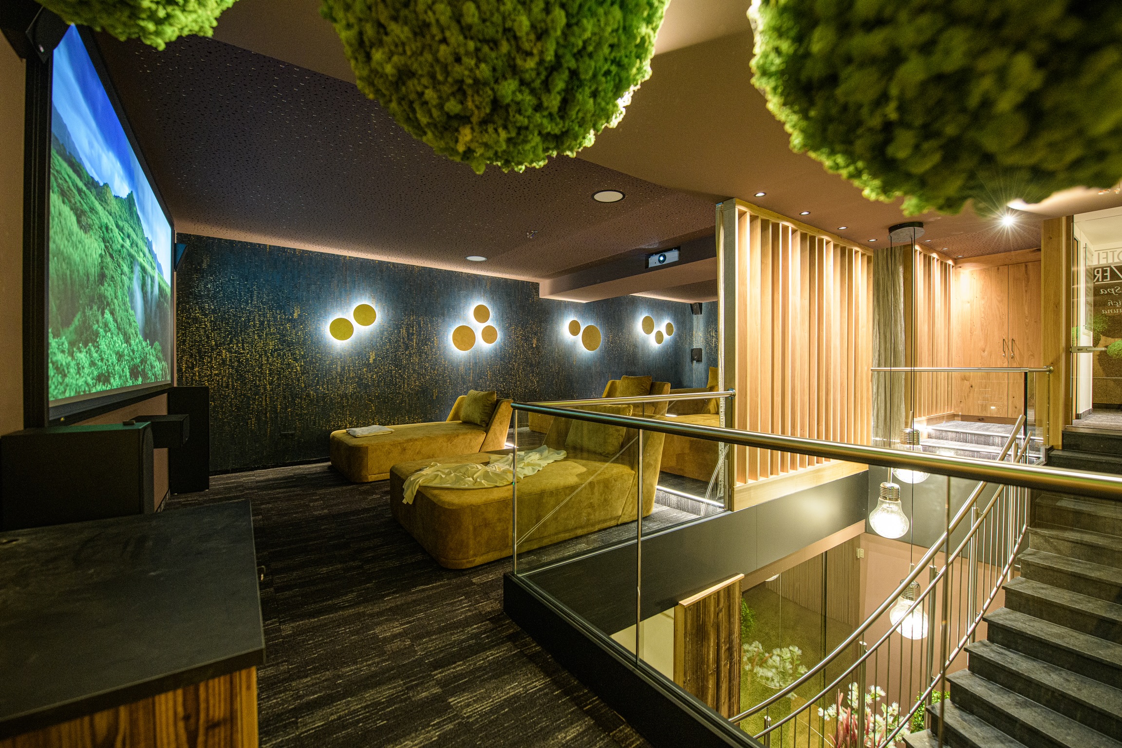 Wellnessurlaub - Salzkammergut - Wellnesskino - Hotel Winzer Wellness & Kuscheln