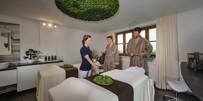 Wellnessurlaub - Schwanenstadt - Paarmassage - Hotel Winzer Wellness & Kuscheln