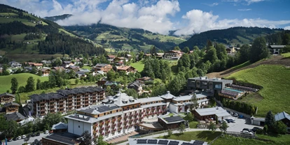 Wellnessurlaub - Babysitterservice - Aussenansicht Sporthotel Wagrain - Sporthotel Wagrain