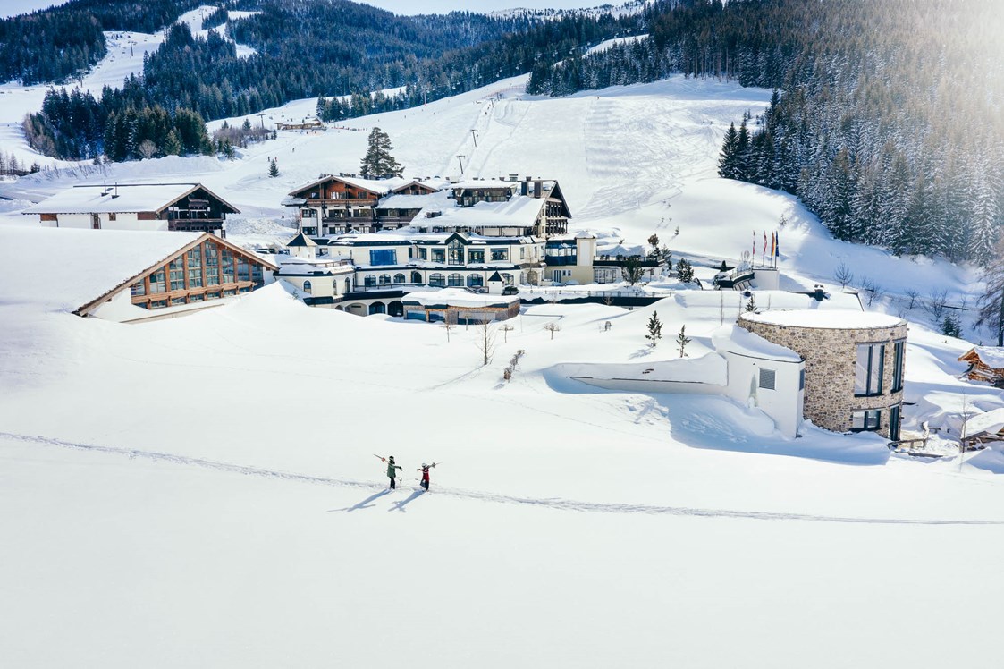Wellnesshotel: Für den Skiurlaub mit direktem Einstieg in das Skigebiet Hochkönig im Salzburger Land ist das 4*S-Hotel Übergossene Alm Resort die perfekte Adresse. - Übergossene Alm Resort