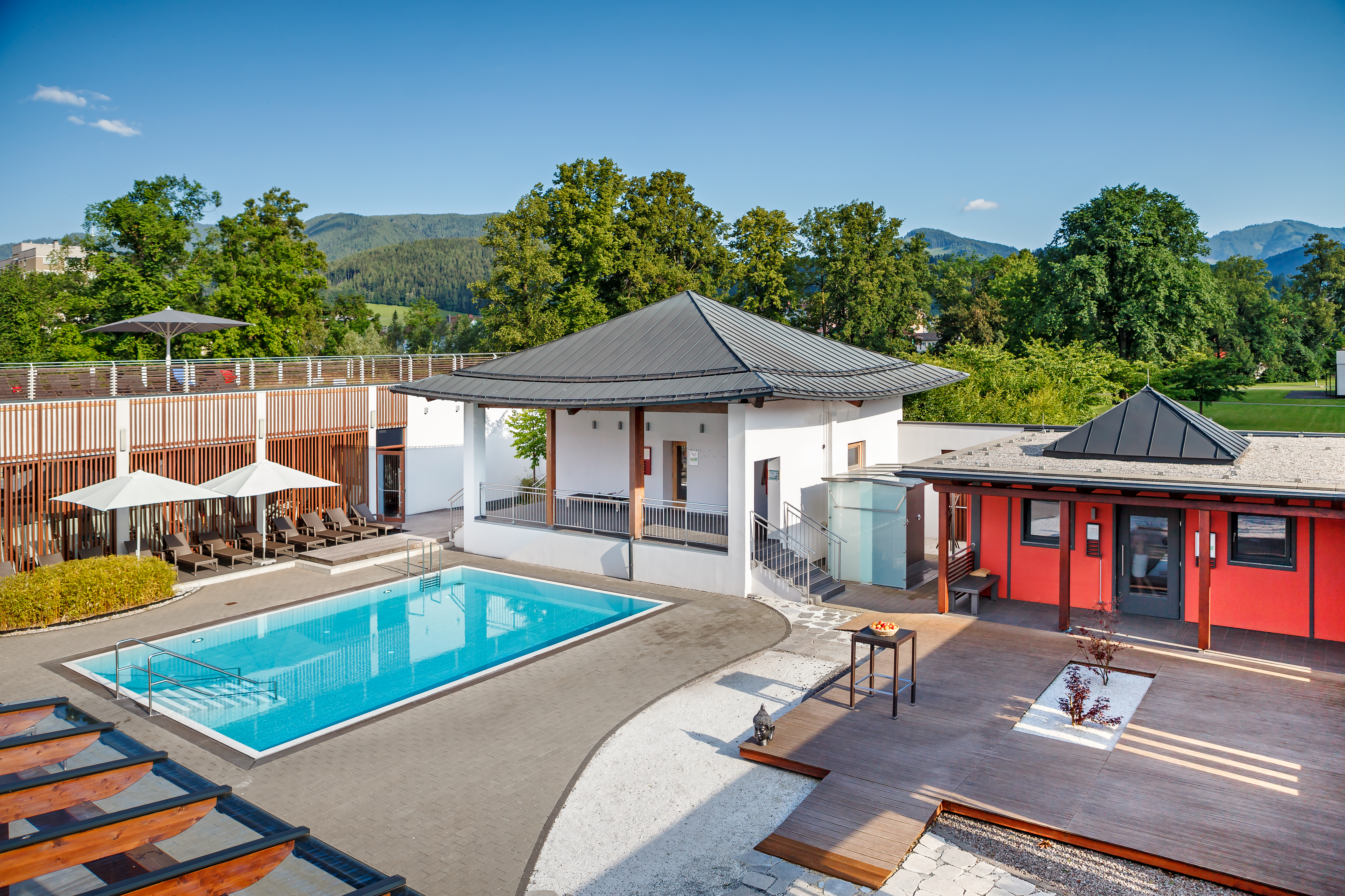 Asia Hotel & Spa Leoben  Saunen und Bäder im Detail Abkühlbecken