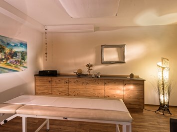 Hotel Hartweger in Weißenbei bei Schladming Massagen im Detail  Klassische Massagen