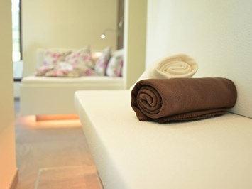 Hotel Hartweger in Weißenbei bei Schladming Massagen im Detail Wohlfühl Massagen