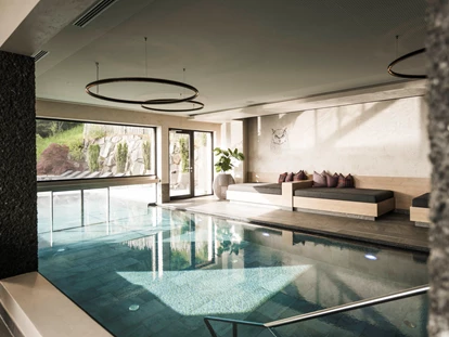 Wellnessurlaub - Fahrradverleih - Innsbruck - Indoor Pool ganzjährig beheizt - Das Kaltenbach