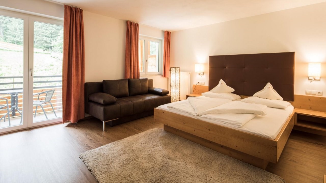 Hotel Burgaunerhof Zimmerkategorien Doppelzimmer Komfort "Glücksmoment"