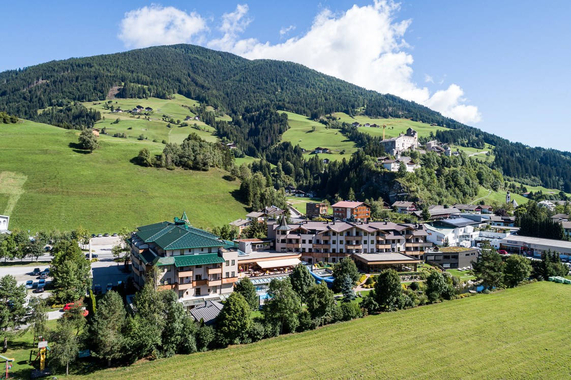 Wellnesshotel: Außenansicht Sommer  - Dolomiten Residenz Sporthotel Sillian