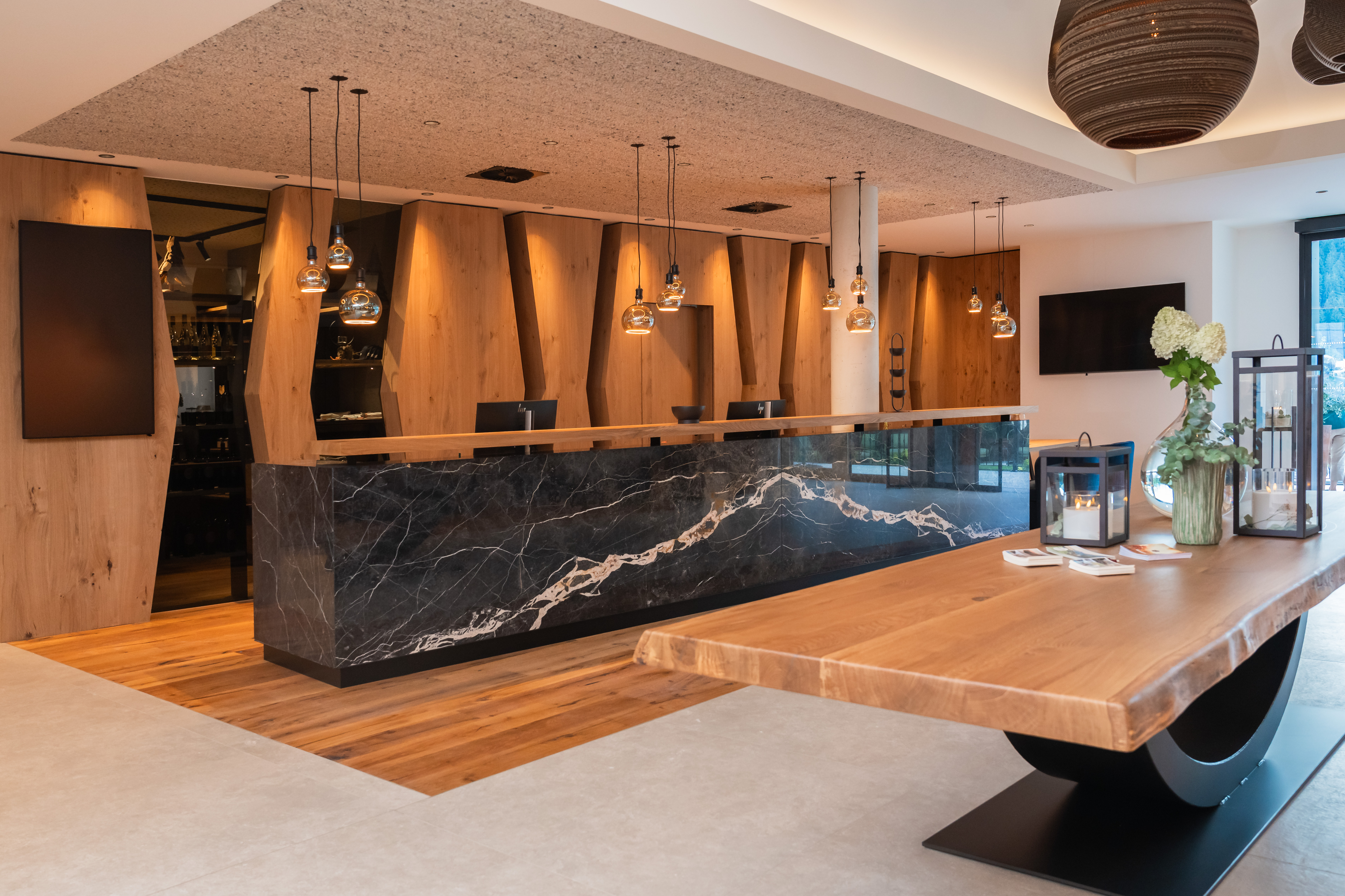 Wellnessurlaub - Terenten - Rezeption  - Ferienhotel Sonnenhof****