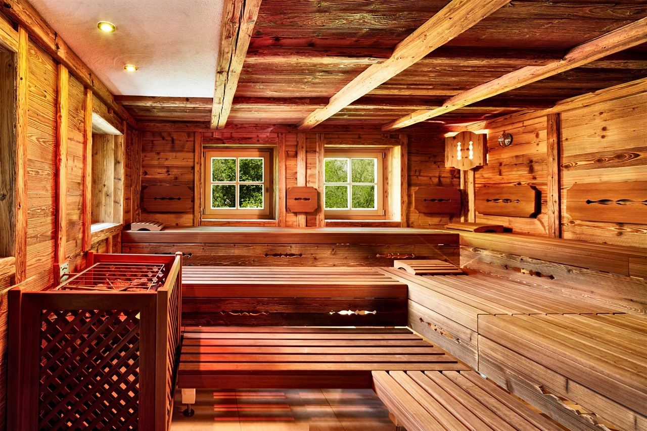 ZillergrundRock Luxury Mountain Resort Saunen und Bäder im Detail Wilderer Almsauna
