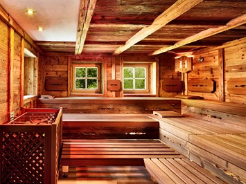 ZillergrundRock Luxury Mountain Resort Saunen und Bäder im Detail Wilderer Almsauna