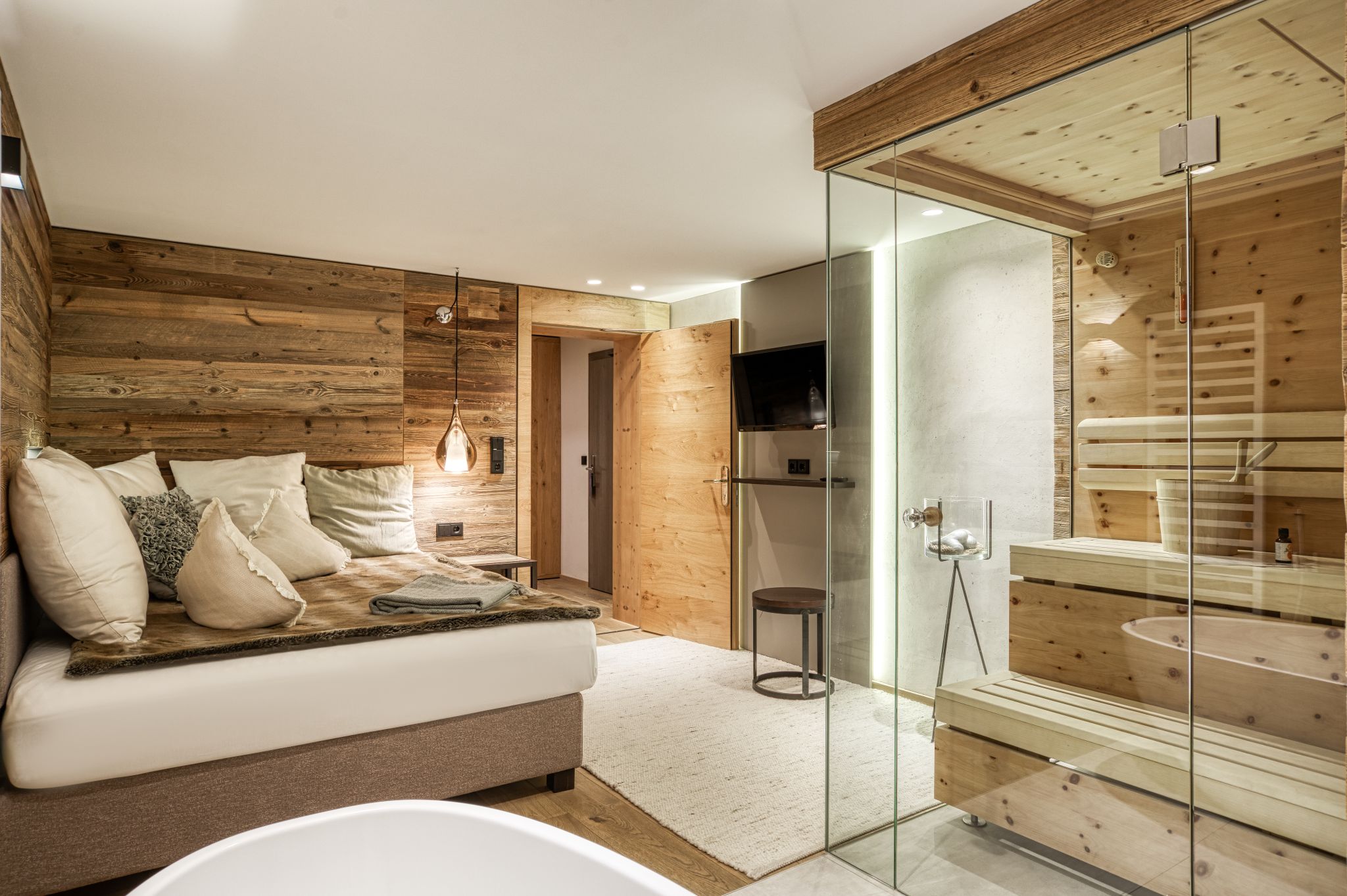 ZillergrundRock Luxury Mountain Resort Zimmerkategorien Spa Suite Alpin Lodge 