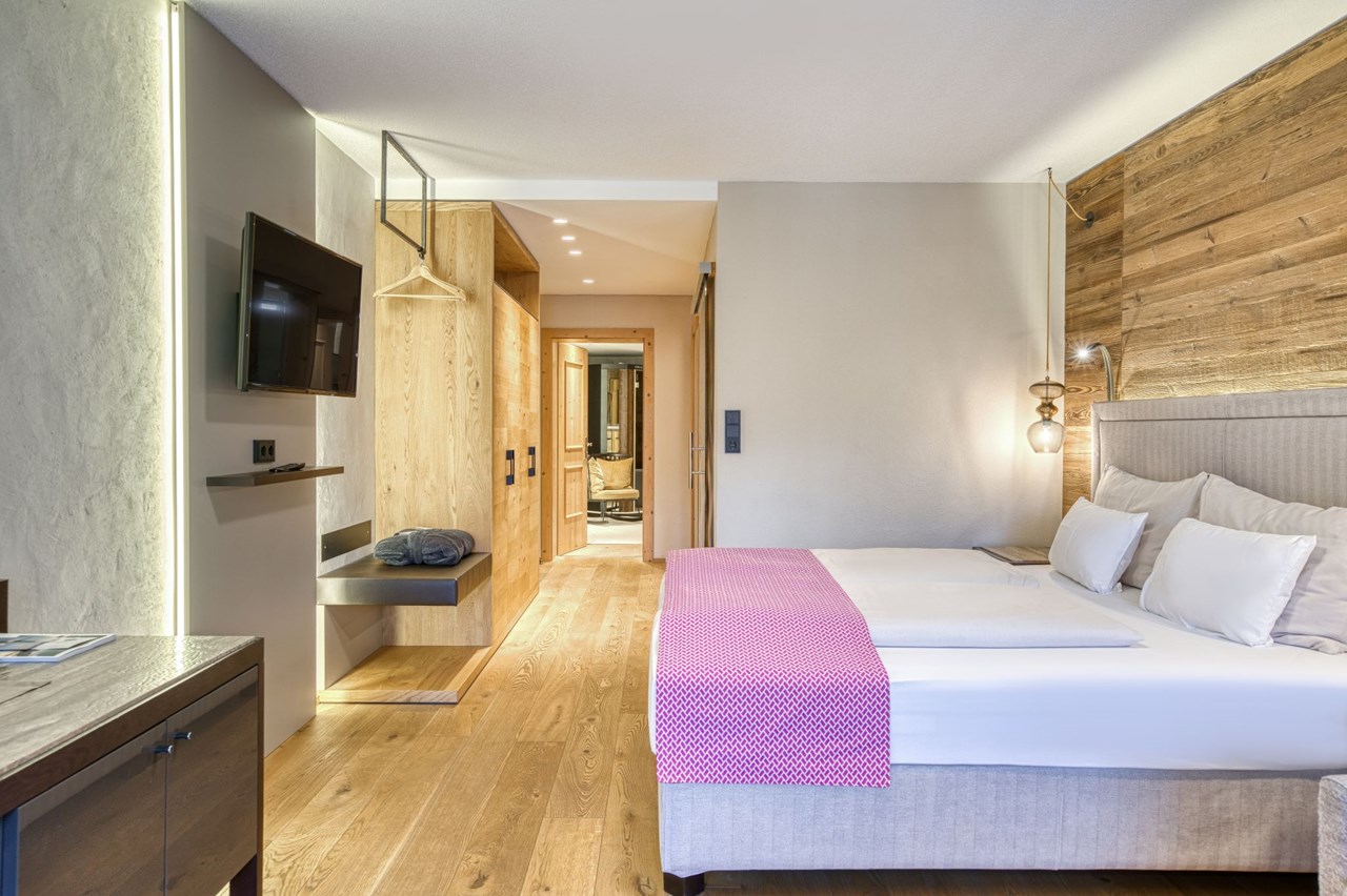 ZillergrundRock Luxury Mountain Resort Zimmerkategorien Design Suite Alpin Lodge 
