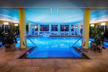 Wellnesshotel: Pool - Grandhotel Lienz