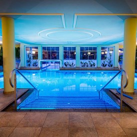 Wellnesshotel: Pool - Grandhotel Lienz