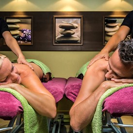 Wellnesshotel: Paar-Massage - Romantik & Spa Alpen-Herz