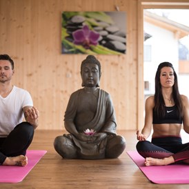 Wellnesshotel: Yoga-Einheiten - Romantik & Spa Alpen-Herz