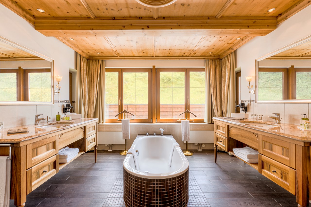 Hotel Alpenhof  Zimmerkategorien Alpenhof Suite - 77 m²