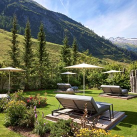 Wellnesshotel: Der Alpengarten im Sommer - Hotel Alpenhof 