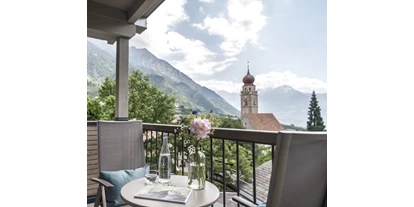Wellnessurlaub - Oberbozen - Traumhafte Lage, mit Blick über den Meraner Talkessel - Hotel das stachelburg