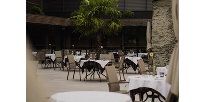 Wellnessurlaub - Oberbozen - viel Platz auf unserer Terrasse für alle Gäste - Hotel das stachelburg