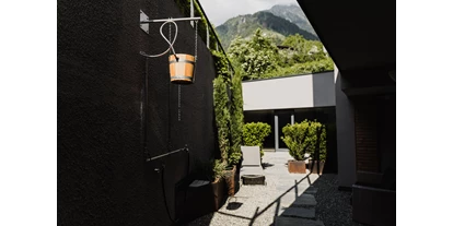Wellnessurlaub - Oberbozen - Erlebnis Kübeldusche  - Hotel das stachelburg