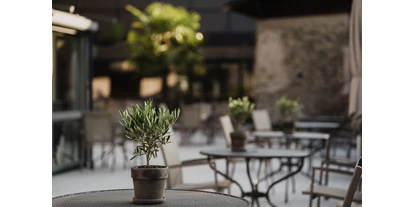 Wellnessurlaub - Oberbozen - Frühstücken und Dinieren auf unserer Terrasse - Hotel das stachelburg