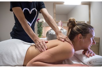 Wellnesshotel: Individuelle Massage- und Beauty Anwendungen  - Hotel das stachelburg