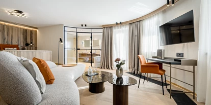 Wellnessurlaub - Dorf Tirol - Juniorsuite Wildspitze - Hotel Das Central - Alpine. Luxury. Life.