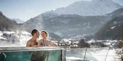 Wellnessurlaub - Dorf Tirol - Summit Infinity Pool - Hotel Das Central - Alpine. Luxury. Life.