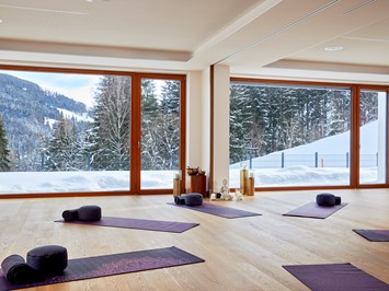 Hotel Kaiserhof Fitnessangebote im Detail Yoga - Entspannung pur