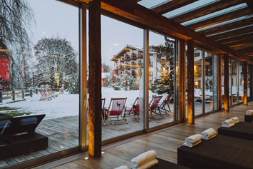 Wellnesshotel: Ausblick vom Kitz Spa - Hotel Kitzhof Mountain Design Resort