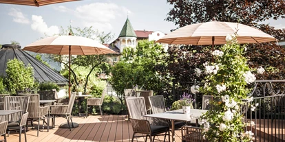 Wellnessurlaub - Babysitterservice - Wellness Bistro Terrasse - Wohlfühlresort Peternhof