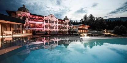 Wellnessurlaub - Babysitterservice - Abendstimmung - Wohlfühlresort Peternhof