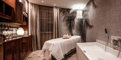 Wellnessurlaub - Babysitterservice - Behandlungsraum - Wohlfühlresort Peternhof
