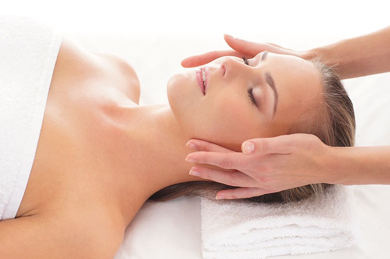 Wohlfühlresort Peternhof  Massagen im Detail PANTAI HERBAL „BELLE VISAGE“