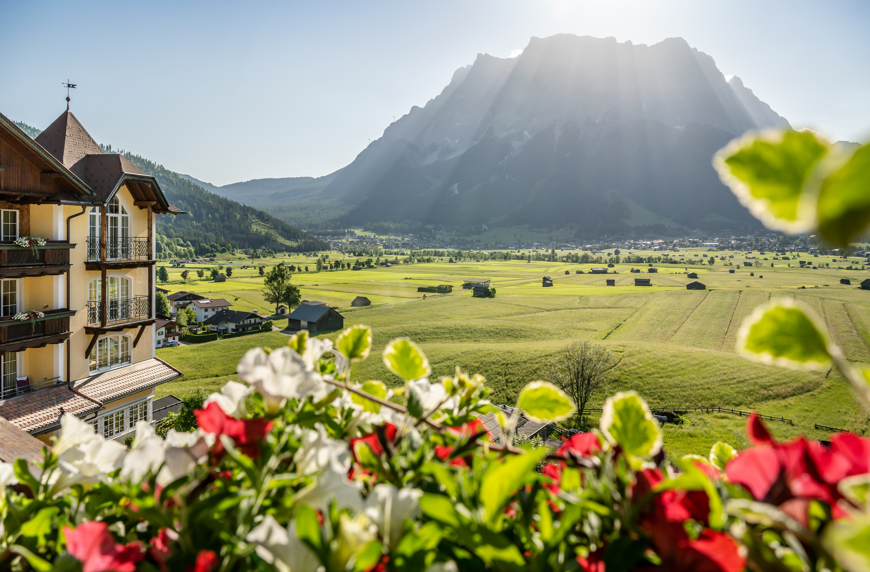 Wellnessurlaub - Tirol - Lermoos im Frühling
©️ Günter Standl - Hotel Post Lermoos